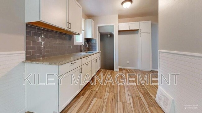 Foto del edificio - 19954 Oakfield Ave