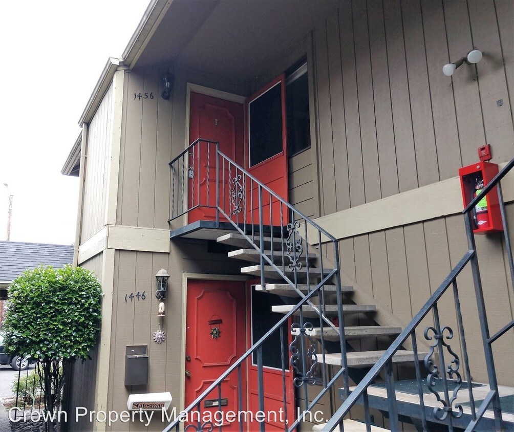 Primary Photo - 1416-1456 D St NE