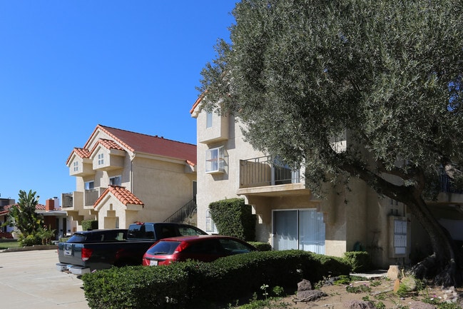 Building Photo - Sea Holder Apartments