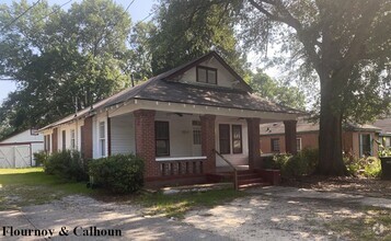 Building Photo - 2507 10th St