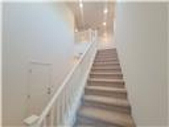 Foto del edificio - Beautiful 4 bedroom House