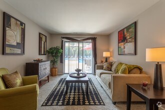 1BR, 1BA - 700 SF Model - Whisper Hollow Apartments
