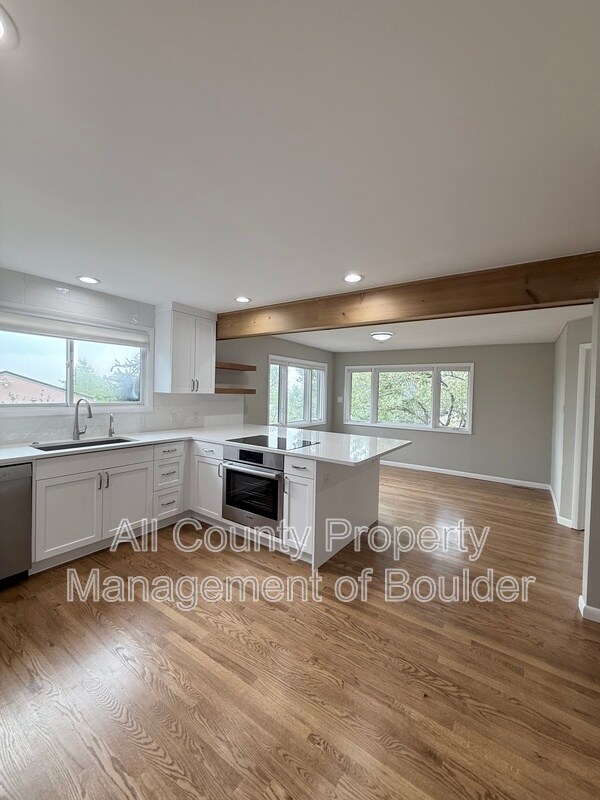 Building Photo - 315 Evergreen Ave