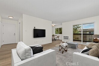 Building Photo - 12200 Montecito Rd