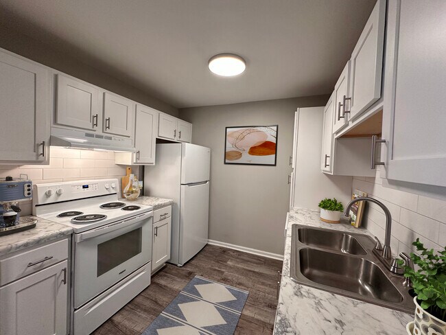 Foto del edificio - Rocky View Apartment Homes