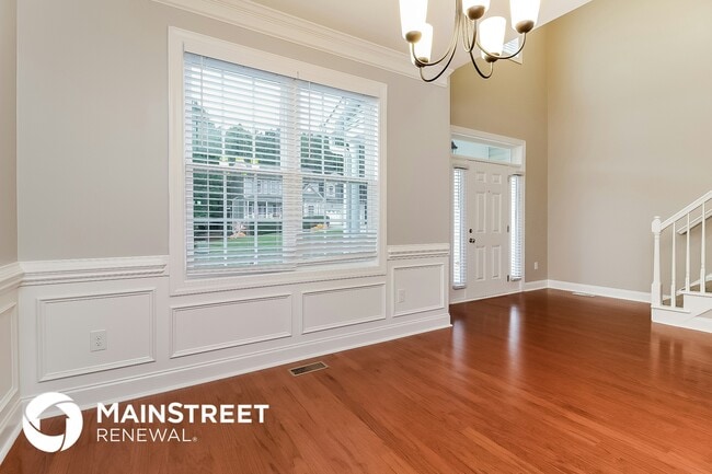 Building Photo - 106 Sequoia Dr