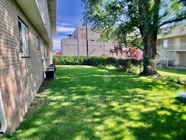 Building Photo - 49 S 200 W