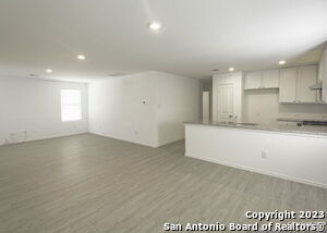 Foto del edificio - 5909 San Geronimo