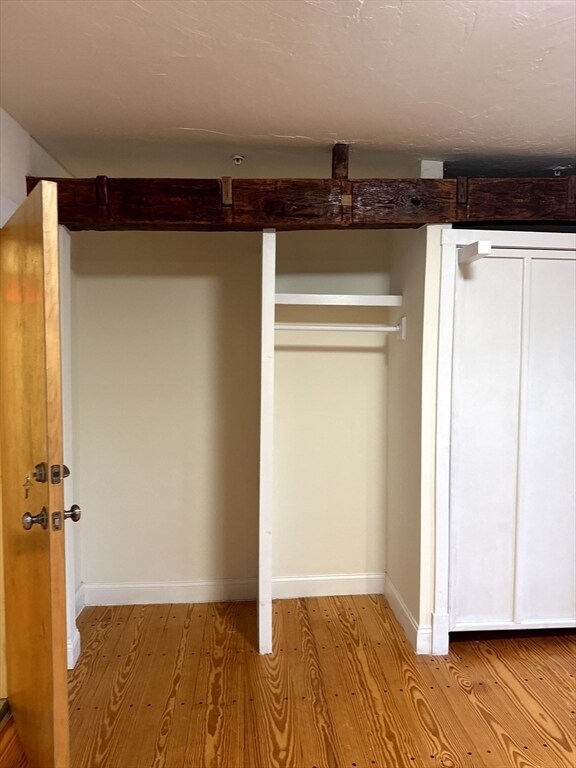 Foto del edificio - 300 Main St