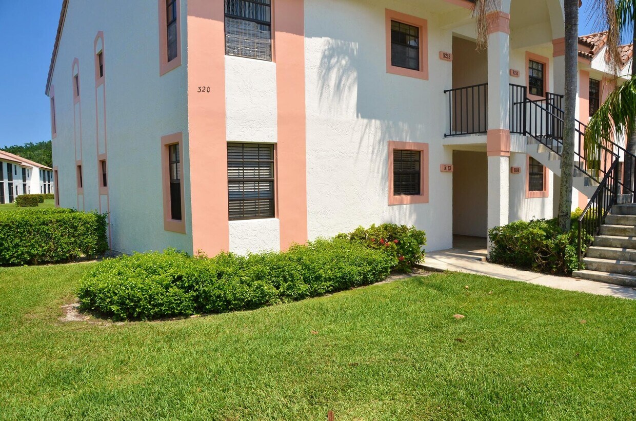 Primary Photo - 320 Norwood Terrace