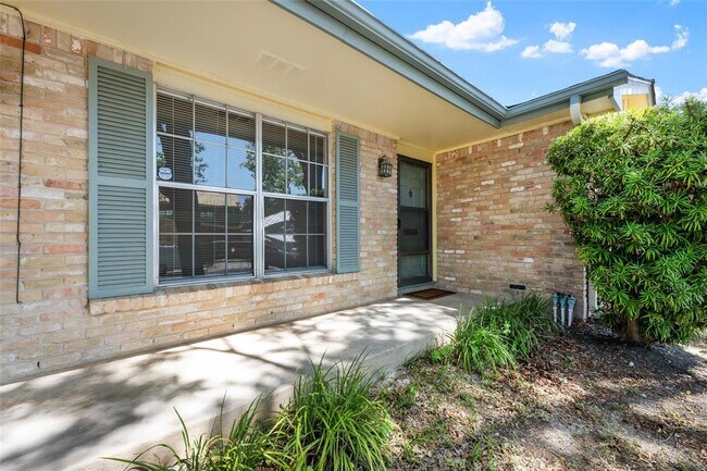 Foto del edificio - 6706 Willamette Dr