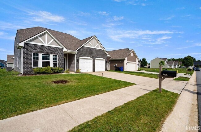 Building Photo - 2136 Upland Rdg Wy
