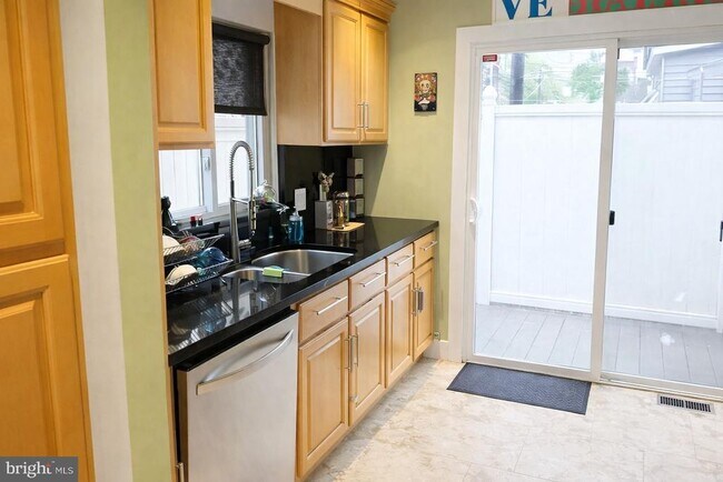 Foto del edificio - 2508 Tulip St