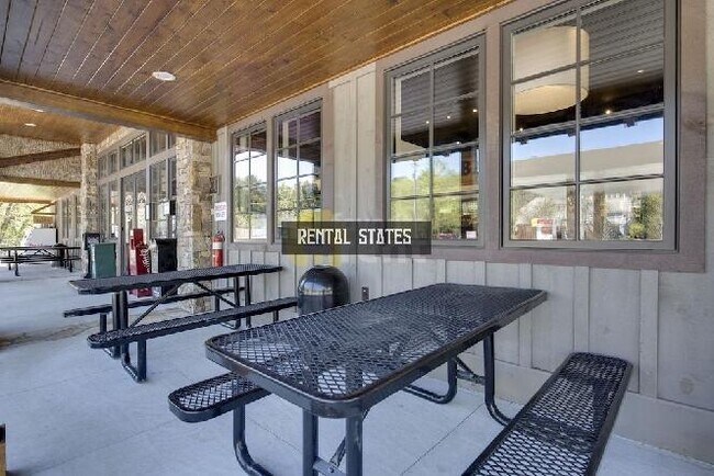 Building Photo - 2 bedroom in Highlands NC 28741