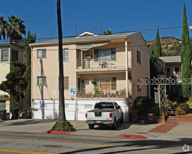 Hillcrest Apartments Apartments Los Angeles, CA