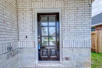 Building Photo - 31322 Spotted Saddle Hollow