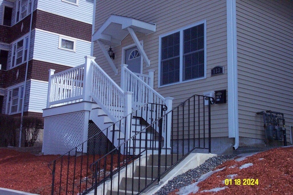 Primary Photo - 133 Providence St