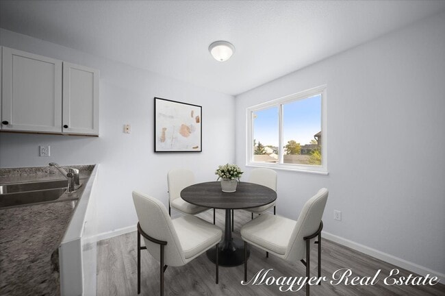 Building Photo - 1041 Abbey Ct