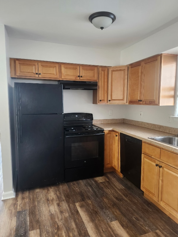 Foto principal - 229 S Carlisle St