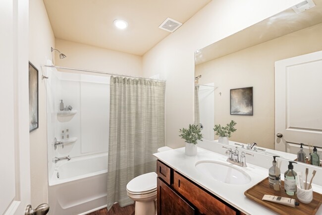 Building Photo - 6310 Rainbow Row