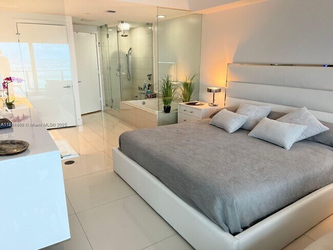 Foto del edificio - 650 NE 32nd St