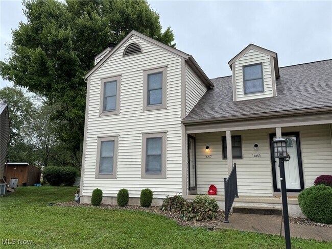 Building Photo - 1667 Ann Cir NE