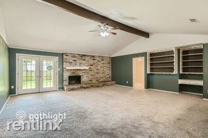 Building Photo - 3 br, 2 bath House - 749 Toni Dr UNIT