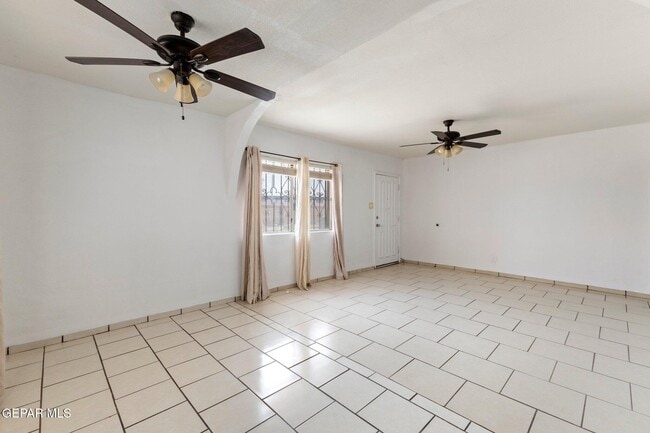 Foto del edificio - 4723 Tredlow Ct