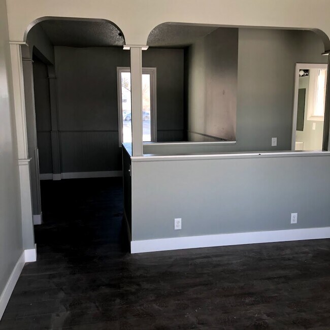Building Photo - 357 S 100 W