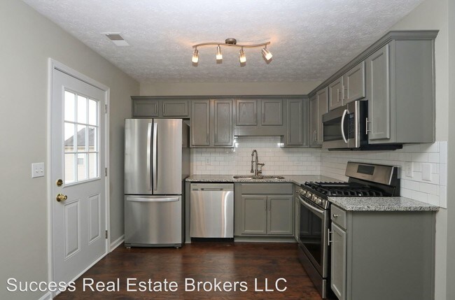 Building Photo - 4 br, 3.5 bath House - 102 Providence Dr