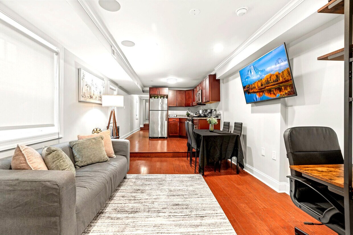Foto principal - 602 S 2nd St