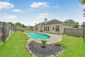 Building Photo - 18022 Oak Orchard Lane