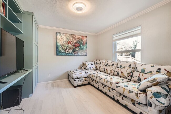 Foto del edificio - Basement Bedroom