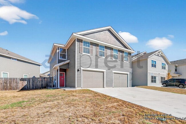 Building Photo - 13827 Enzo Gate