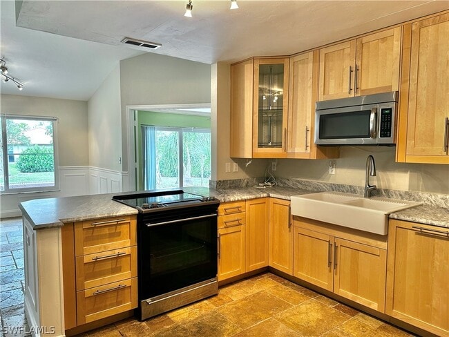 Foto del edificio - 11791 Bradley Ct