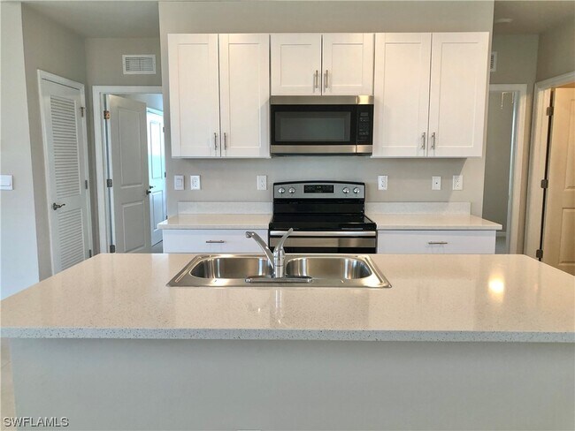 Building Photo - 18541 Cronin Sand Ln