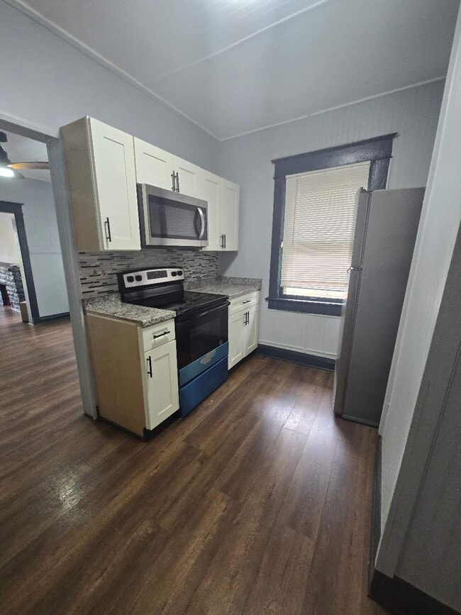 Building Photo - 4516 Olive St