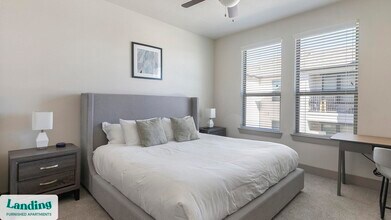 Building Photo - 12500 Shadowglen Trce