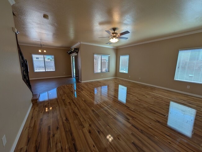 Foto del edificio - 4 Bedroom 3 Bathroom Circle Cross Ranch Home
