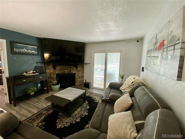 Foto del edificio - 8555 Fairmount Dr