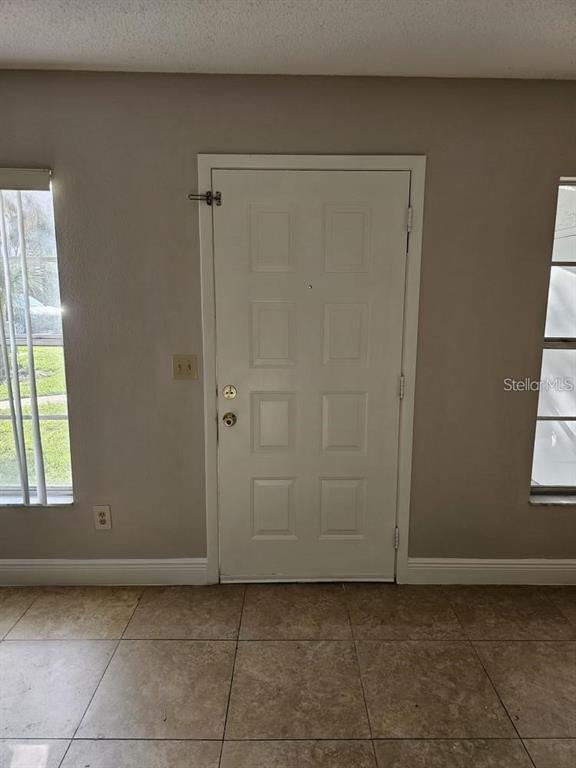 Foto del edificio - 801 Northlake Dr