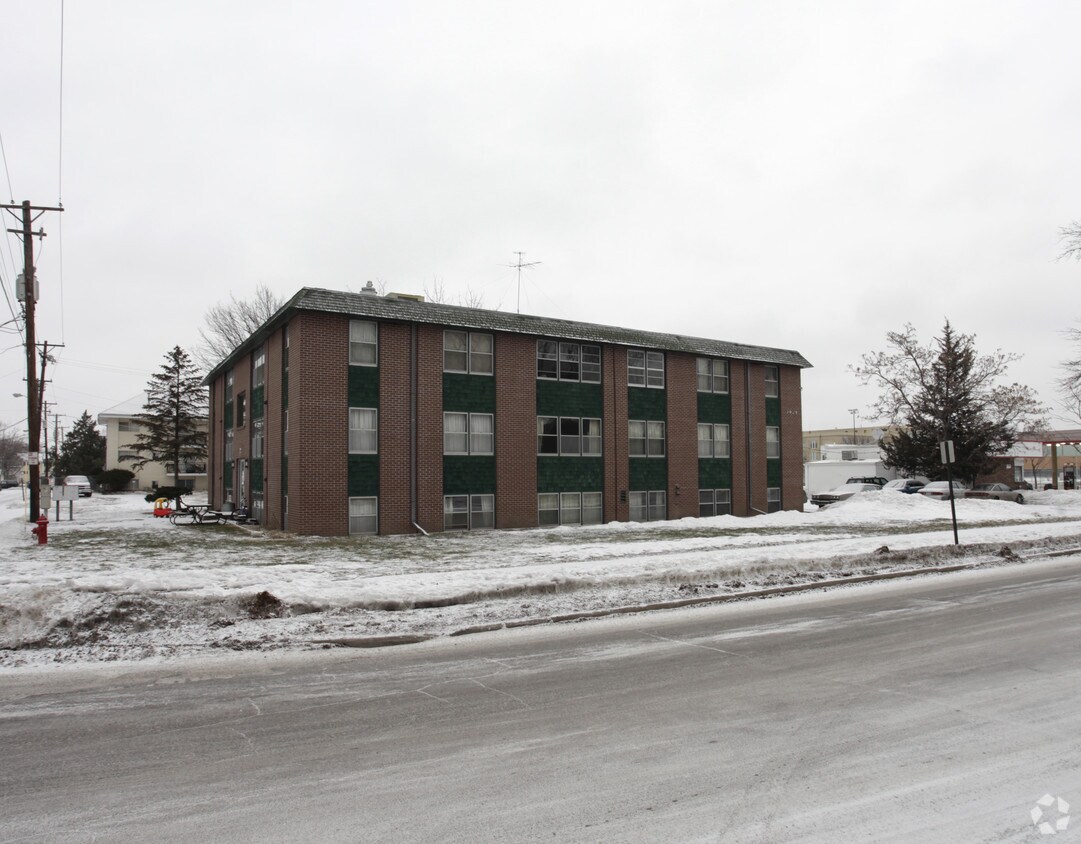 Primary Photo - 2020 G St