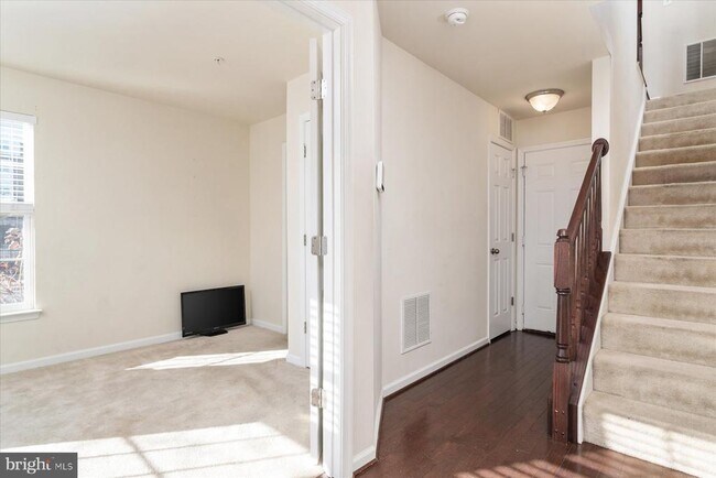 Foto del edificio - 12500 Rustic Rock Ln