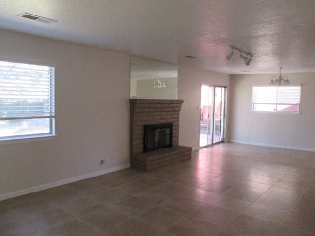 Building Photo - Your Dog Will Love This House!