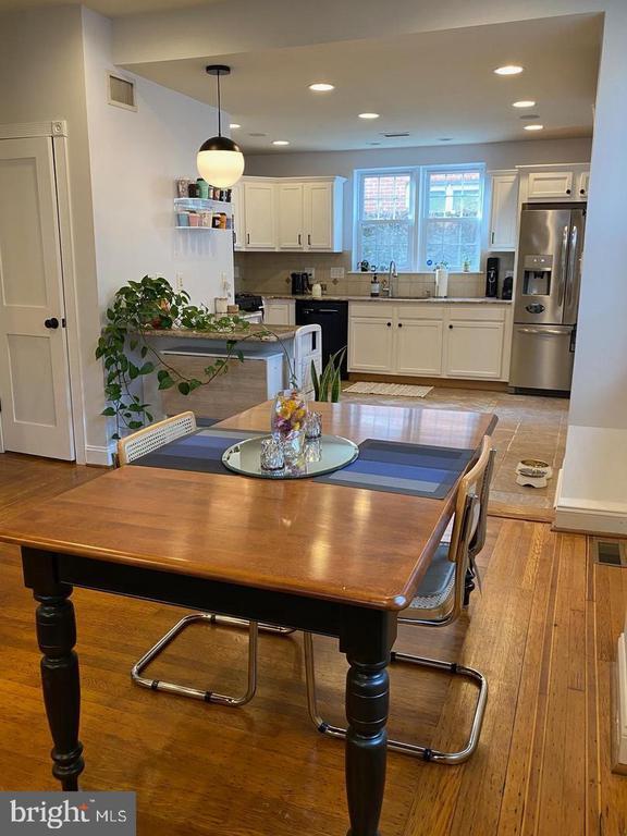 Foto del edificio - 1022 N 4th St