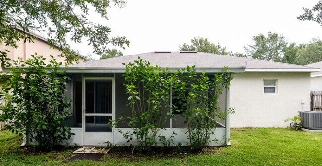 9513964104 landlord number - 19239 Wood Sage Dr