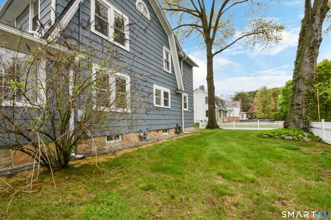 Foto del edificio - 234 N Pine Creek Rd