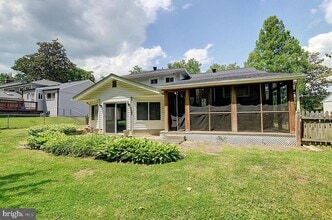 Building Photo - 6306 Rockhurst Rd