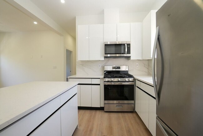 Foto del edificio - 776 Bergen St