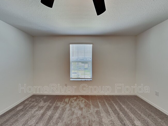 Building Photo - 10227 Shady Preserve Dr